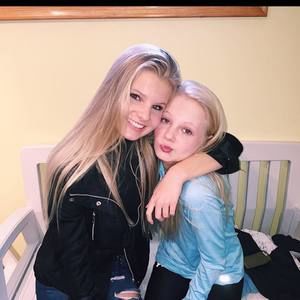 Meet your Posher, Julianna